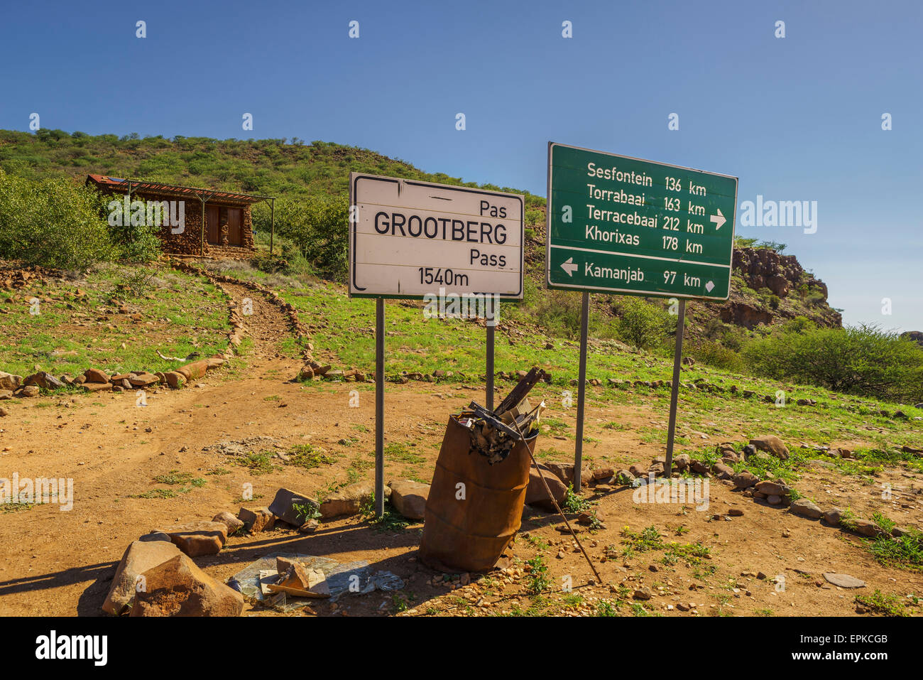 La signalisation routière par etendeka Mountain lodge, Namibie, Afrique Banque D'Images