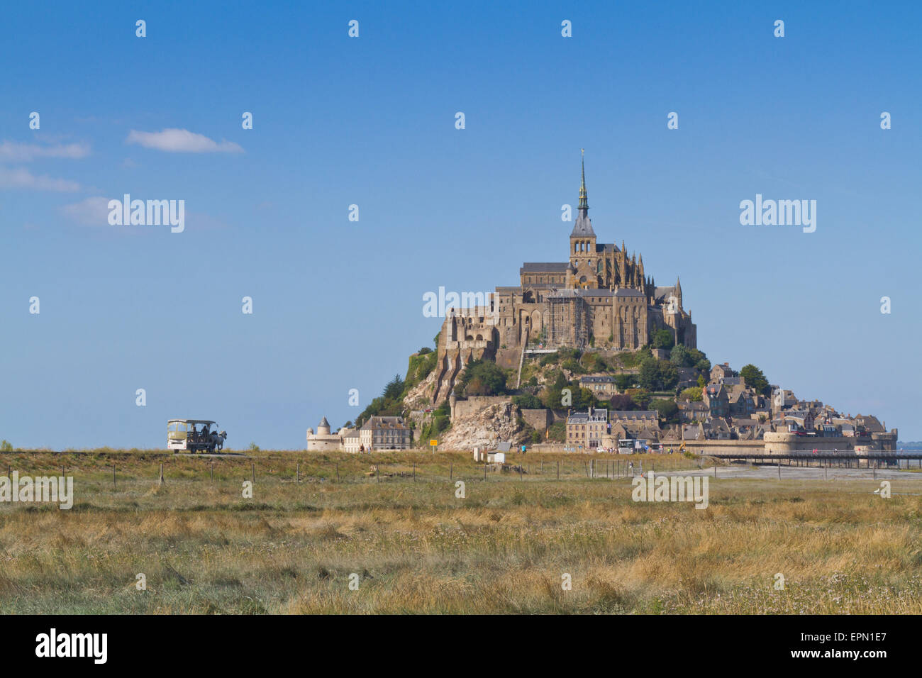 Mont st michel bus Banque de photographies et d’images à haute ...