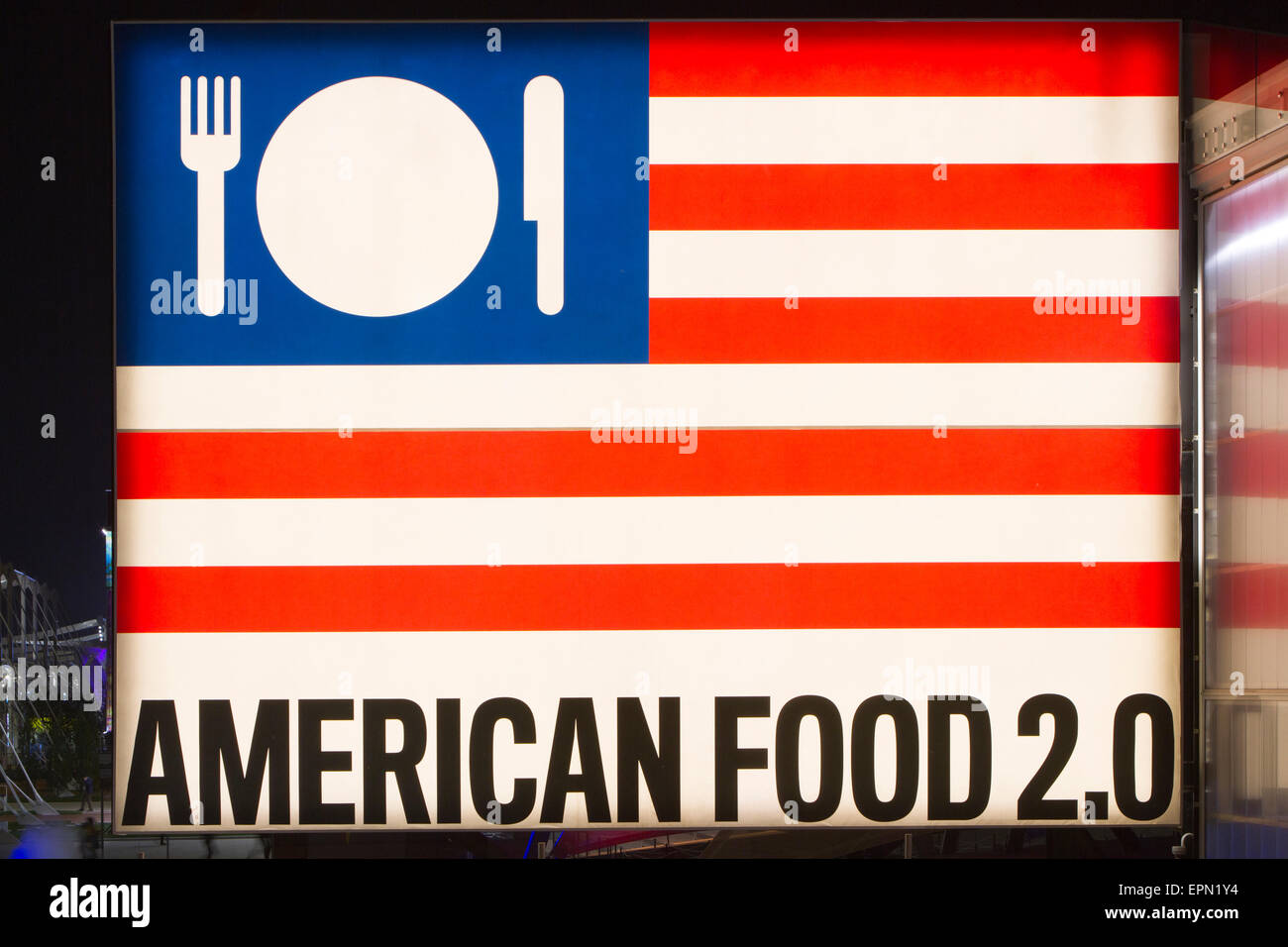 Milan, Italie, 5 mai 2015. Une modification au drapeau USA United States pavilion à l'intérieur de l'Expo 2015. Banque D'Images