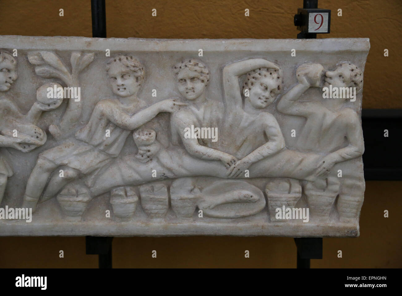 Début de Christian. Banquet romain. 4ème siècle. Le soulagement. Musées du Vatican. État de la Cité du Vatican. Banque D'Images