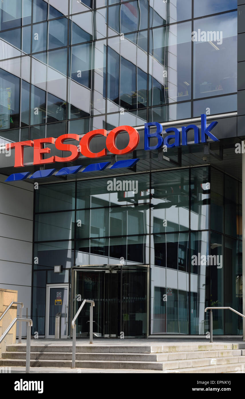 Banque Tesco Glasgow Scotland UK Banque D'Images