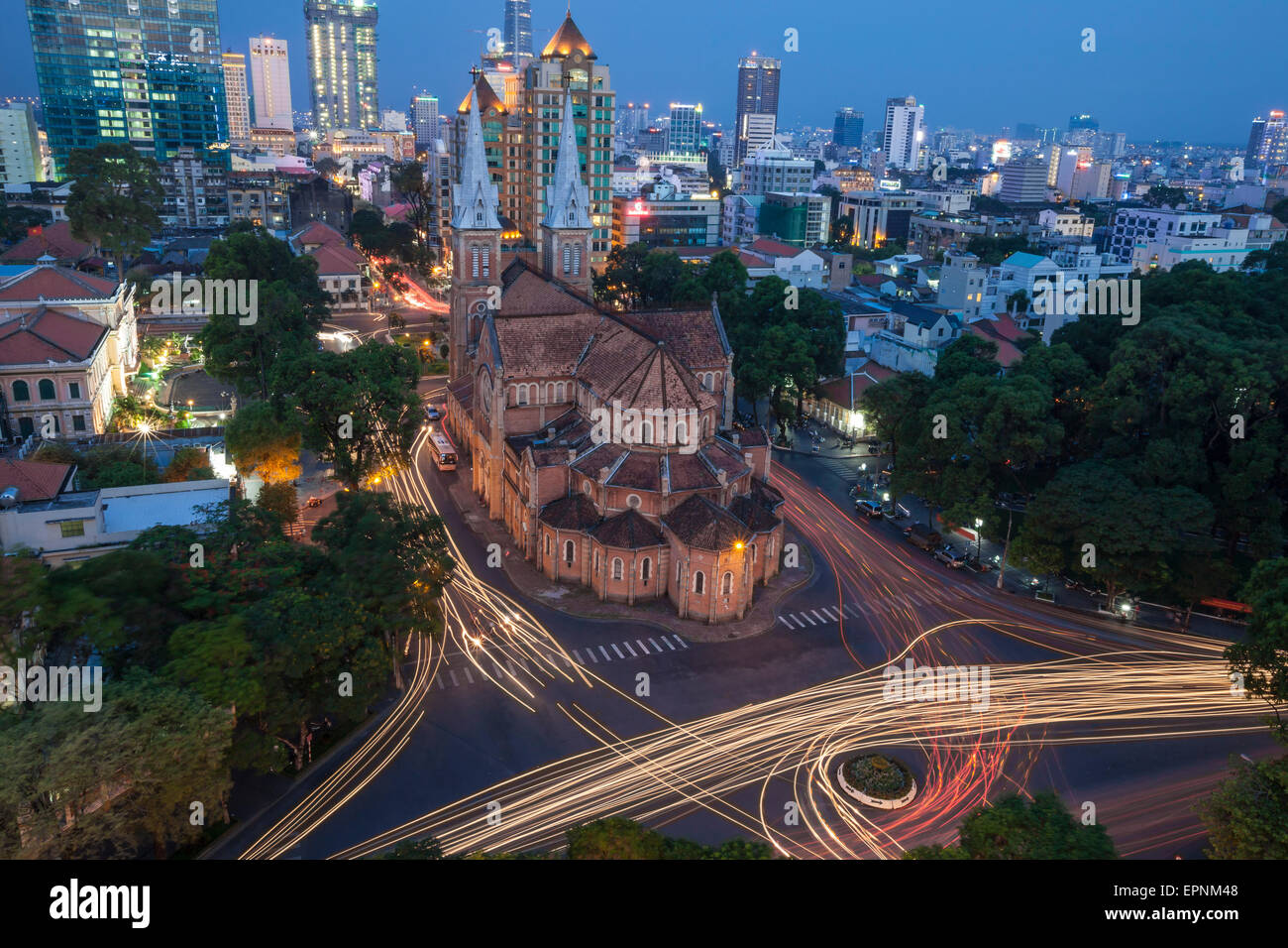Vietnam Ho Chi Minh Ville (Saigon) au crépuscule. Indochine, l'Asie du Sud. Banque D'Images