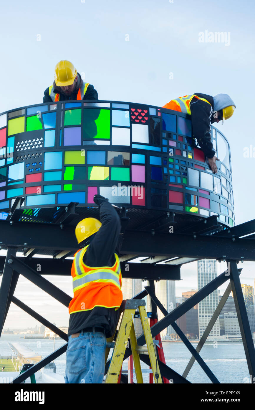 Château d'eau sculpture trois Tom Fruin Brooklyn NY Banque D'Images