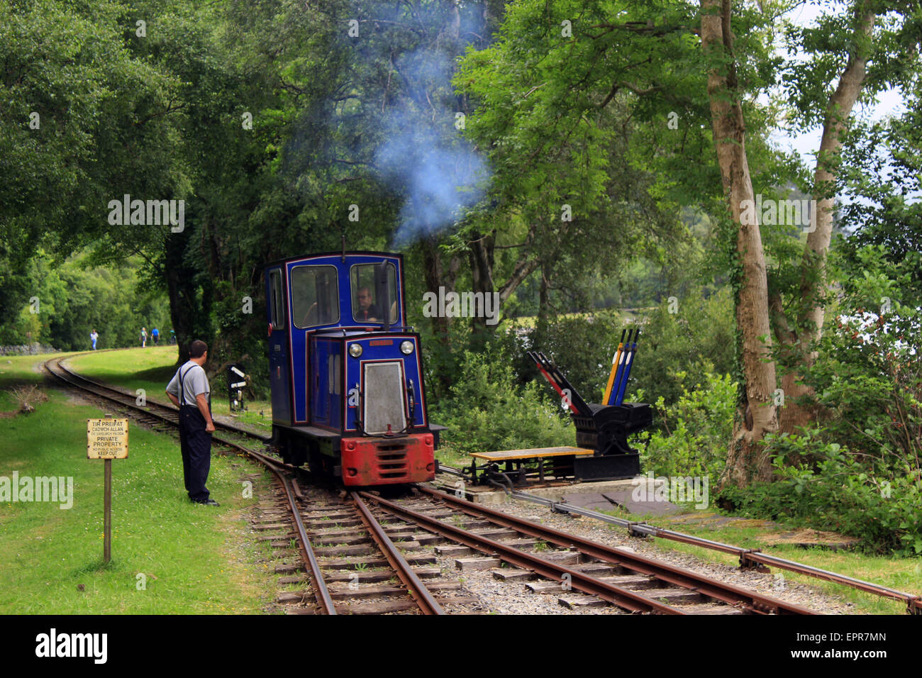 Train à vapeur, lac Padarn Llanberis Banque D'Images