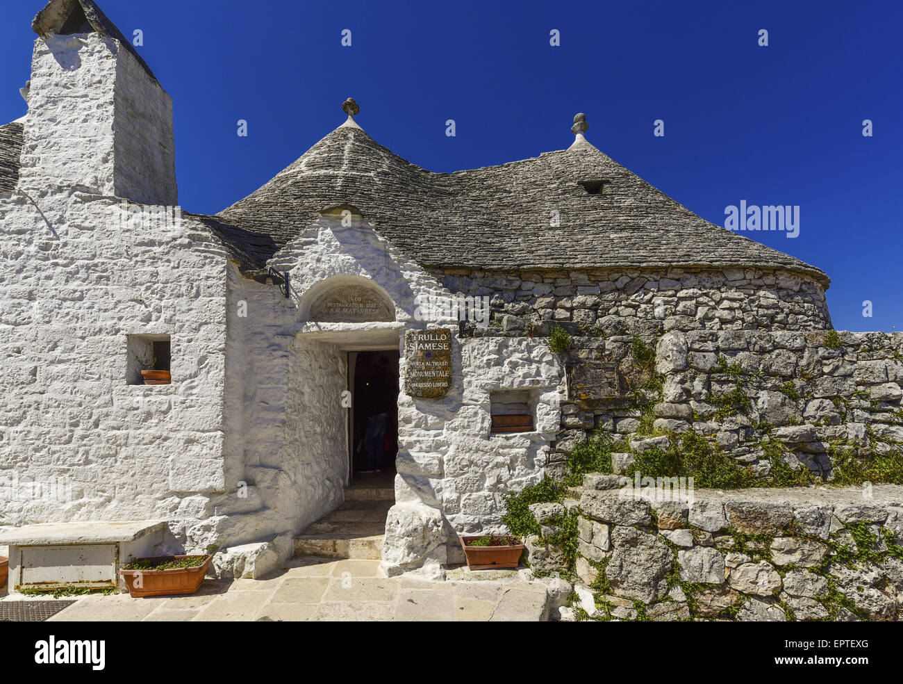 Trullo Siamois, Trulli Alberobello, Italie, Pouilles, Site du patrimoine mondial de l'UNESCO Banque D'Images