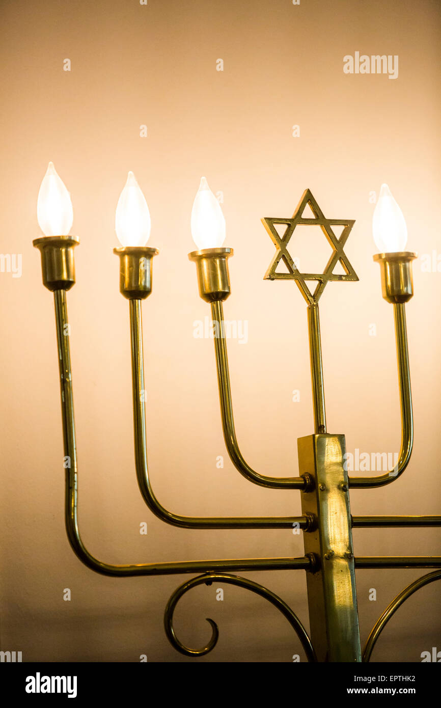 Close-up de Menorah avec étoile de David, Studio Shot Banque D'Images