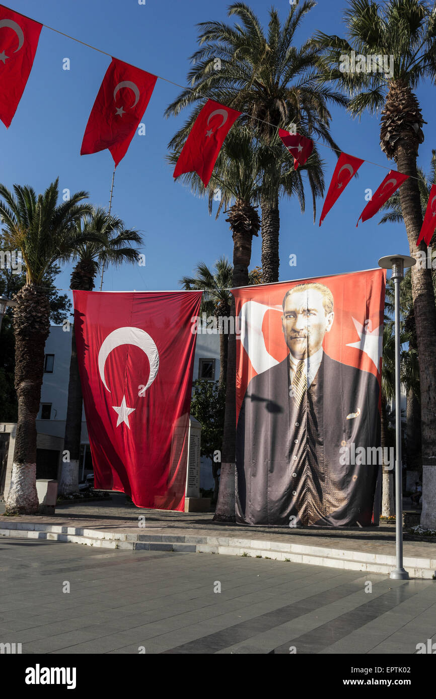 Banner à Bodrum représentant le Président Erdogan de l'AKP, parti politique à l'approche de l'Juin 2015 élections turques. Banque D'Images