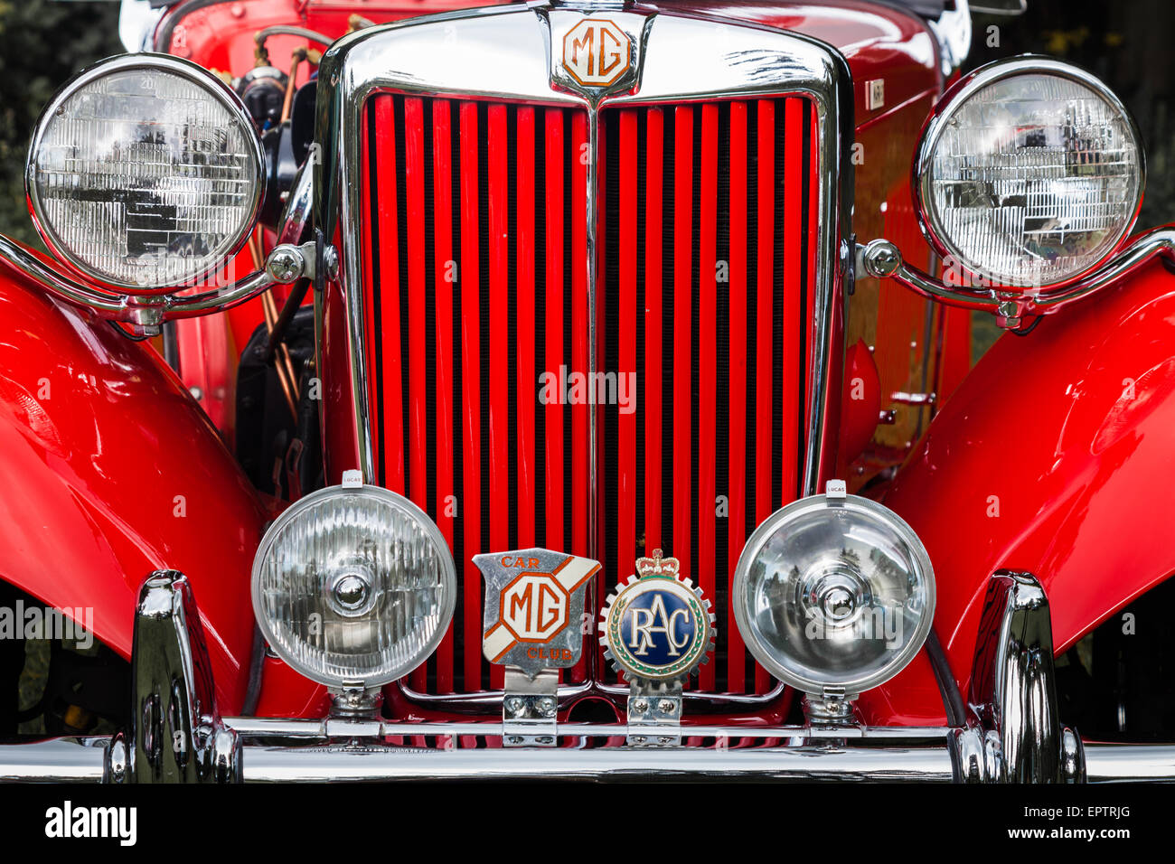 Vue frontale d'un MG Voiture de sport britannique antiques Banque D'Images