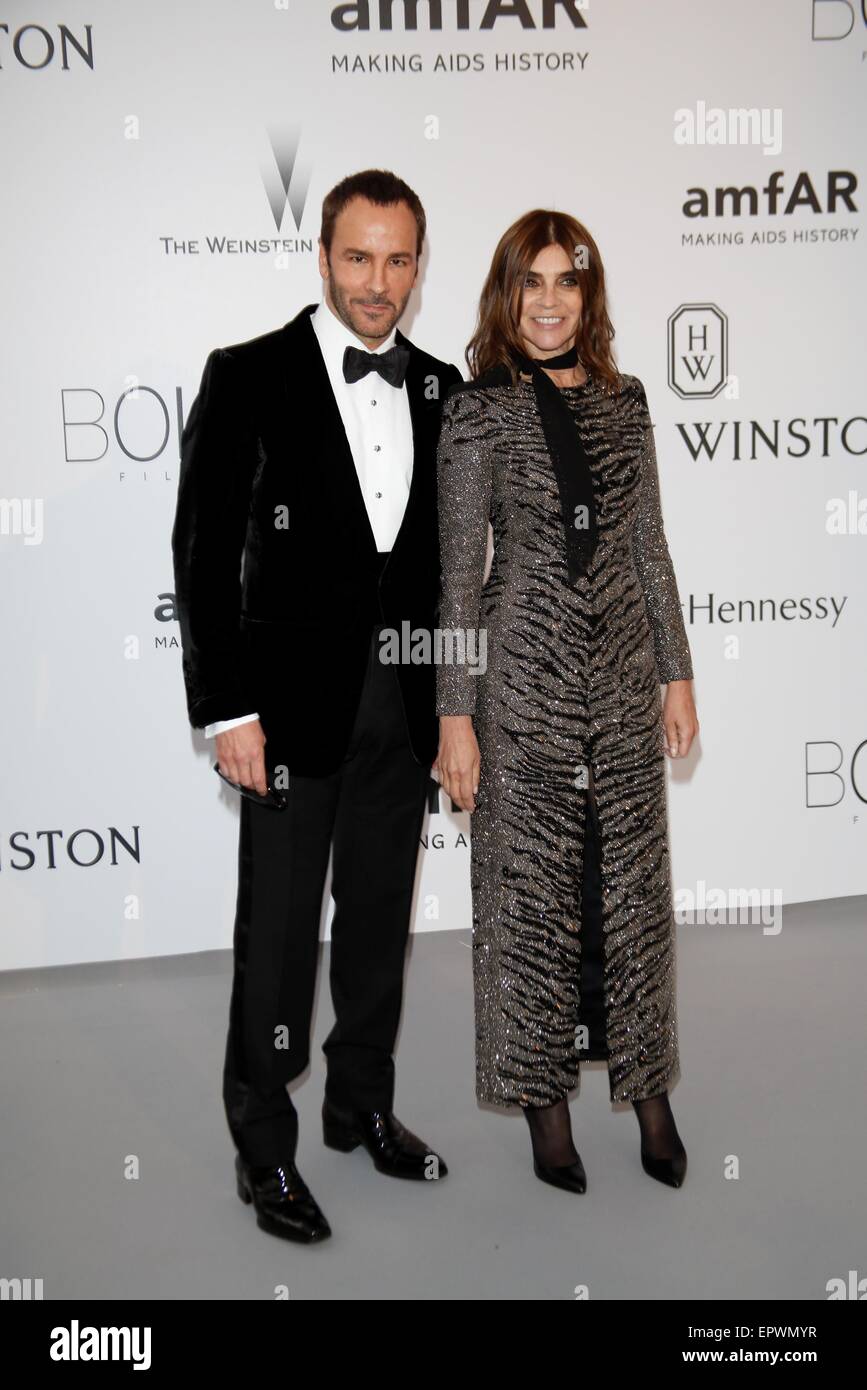 Tom Ford et Carine Roitfeld assister à l'amfAR's Cinema Against Aids 22 lors de la 68e gala Cannes Filmfest annuel à l'Hôtel du Cap-Eden-Roc au Cap d'Antibes, France, le 21 mai 2015. Photo : Hubert Boesl/DPA - AUCUN FIL SERVICE - Banque D'Images