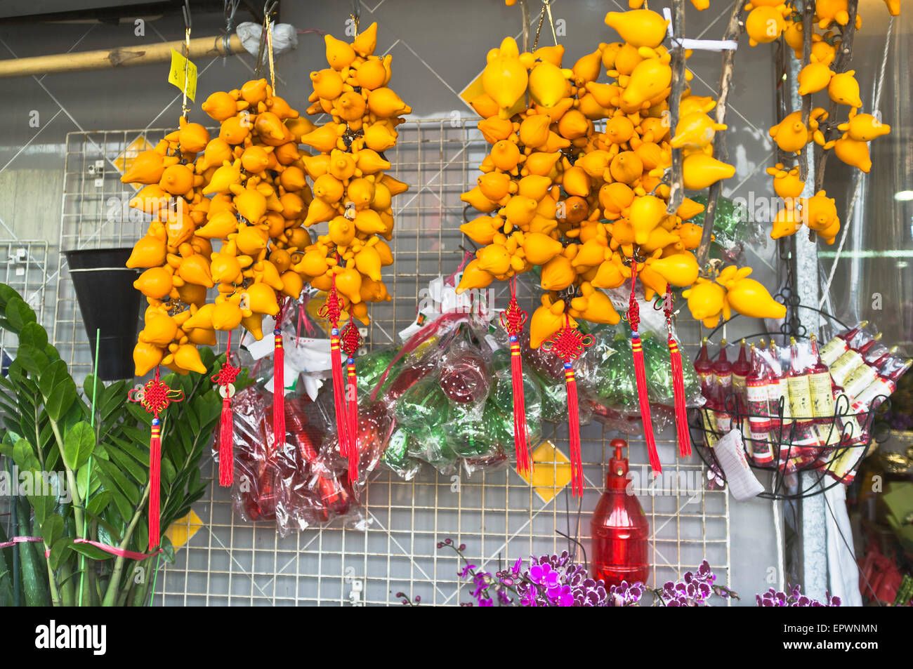 dh marché aux fleurs MONG KOK HONG KONG Chinois nouvel an décoration fruits or orange décorations Banque D'Images