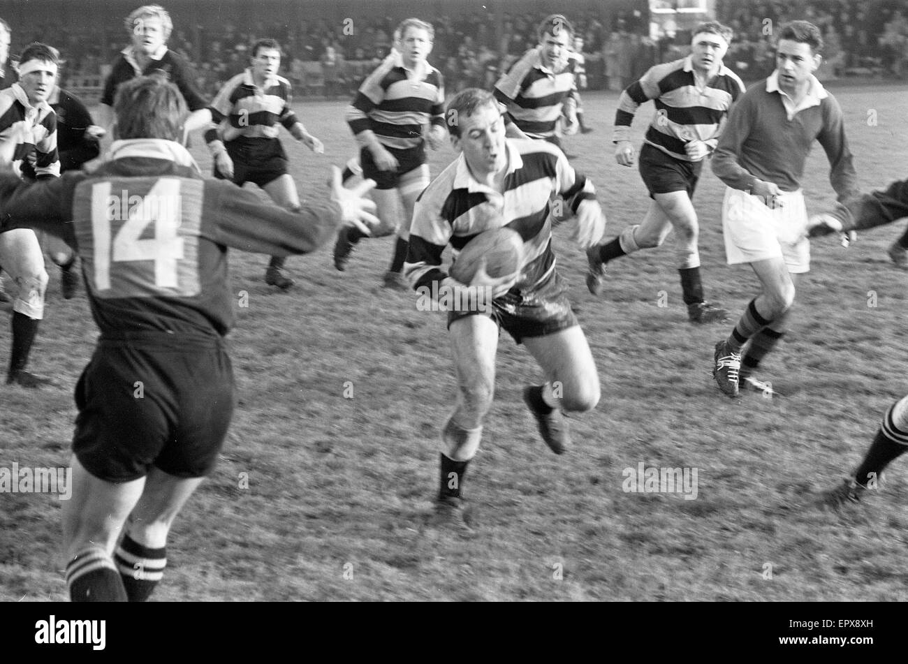 London Wasps v Cardiff, match de rugby à Sudbury, le 18 novembre 1967. Banque D'Images