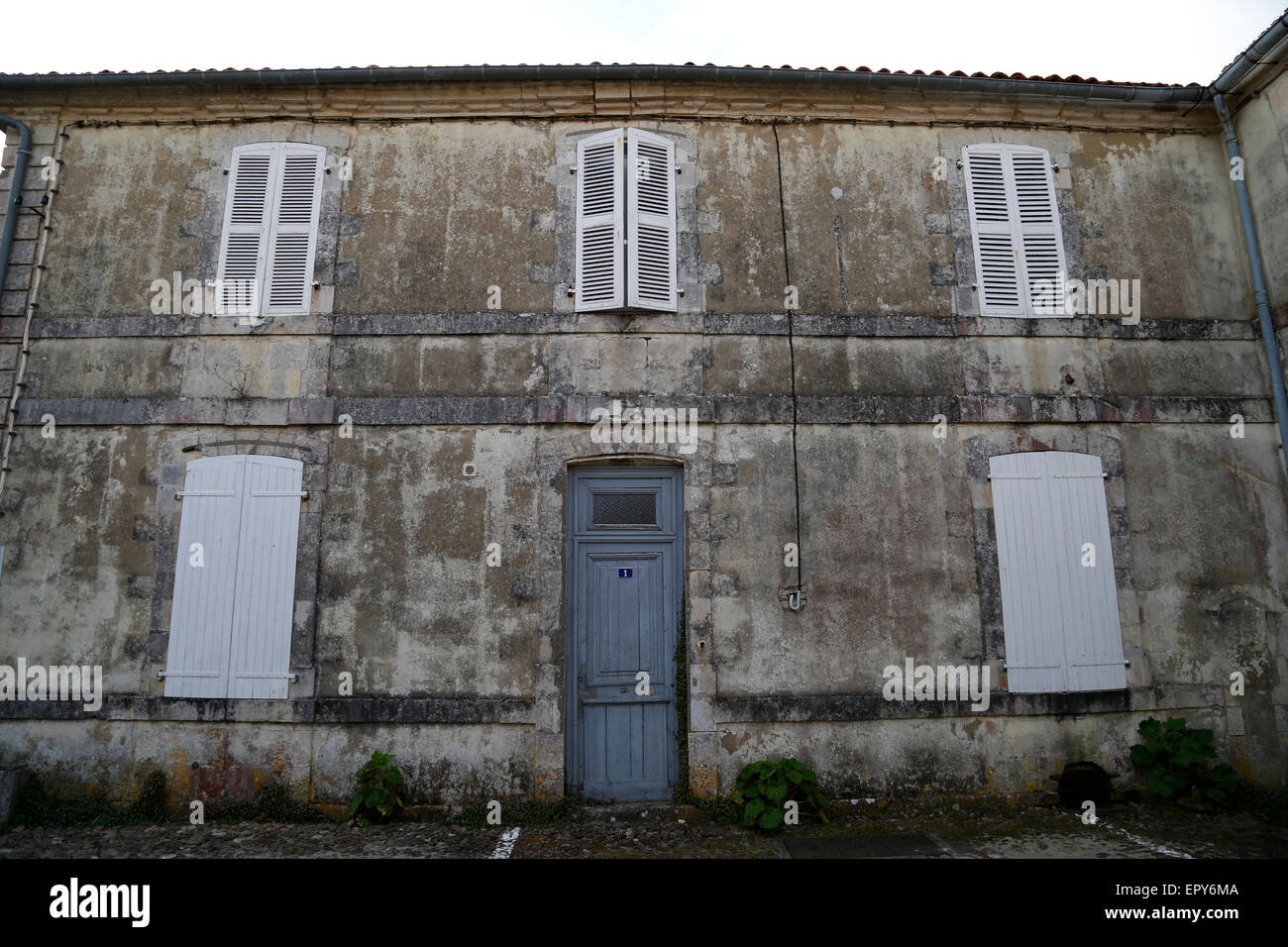 Street view à Saint-Martin-de-Ré, Charente-Maritime, France. Banque D'Images