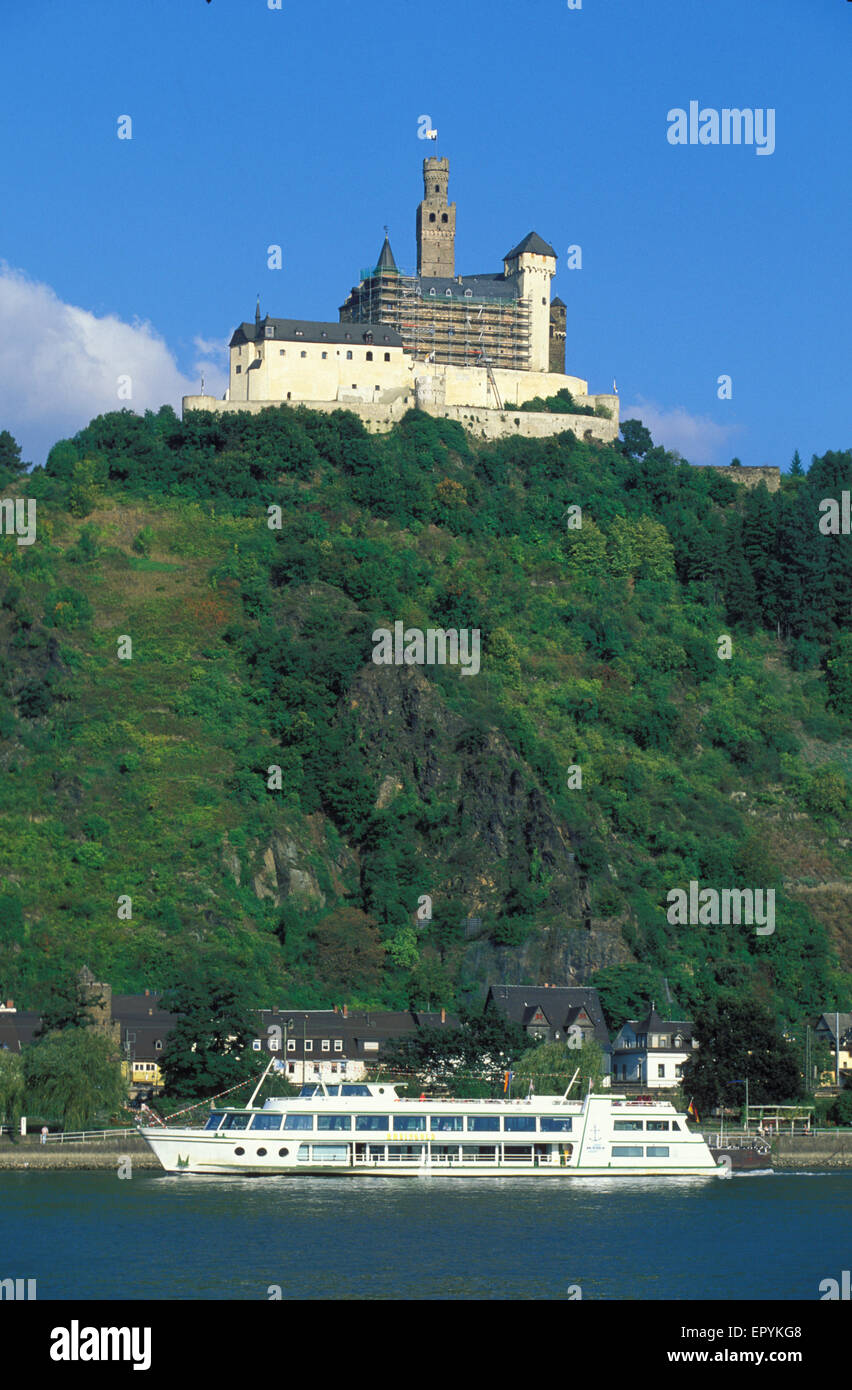 DEU, l'Allemagne, le château de Marksburg Braubach au bord du Rhin. DEU, Deutschland, die Marksburg à Kobern-gondorf am Rhein. Banque D'Images