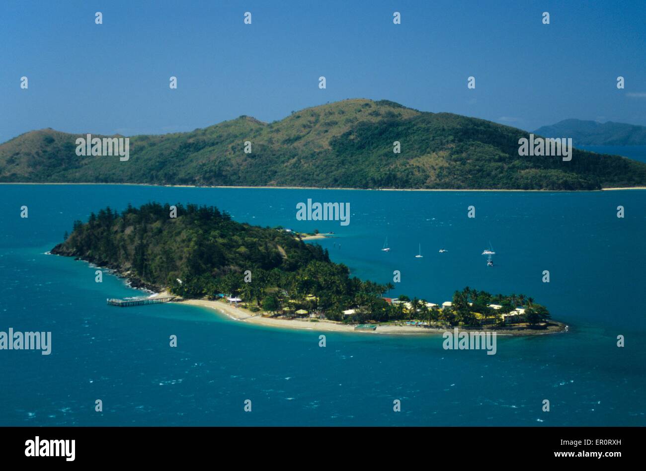 L'Australie, Queensland, Whitsunday Islands, Daydream Island et en arrière au Nord Molle Island (vue aérienne) // Australie, Queensland, W Banque D'Images