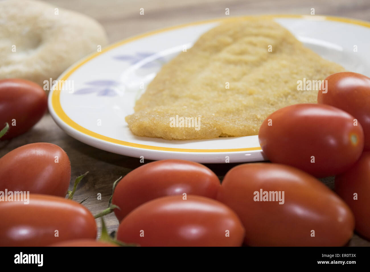 Les alevins de poissons avec un filet de sole panés et frits Banque D'Images