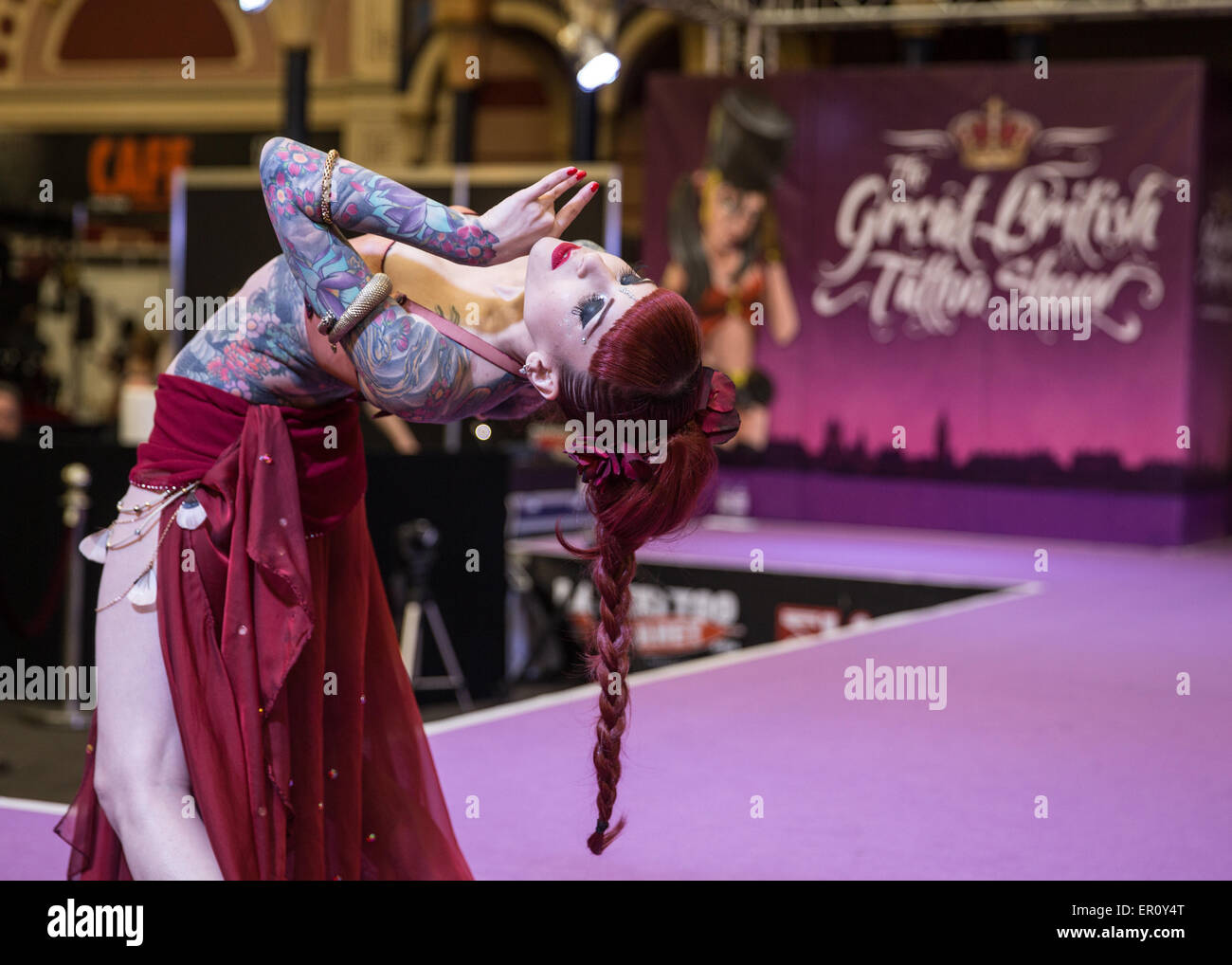 Londres, Royaume-Uni. 24 mai, 2015. Artiste tatoué à Great British Tattoo Show Crédit : carol moir/Alamy Live News Banque D'Images