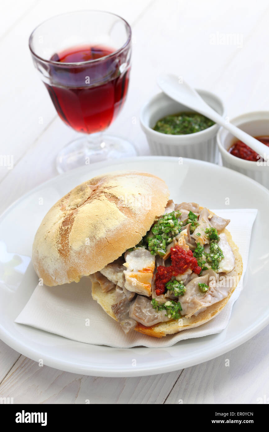 Sandwich lampredotto, la cuisine italienne, panino di lampredotto Banque D'Images
