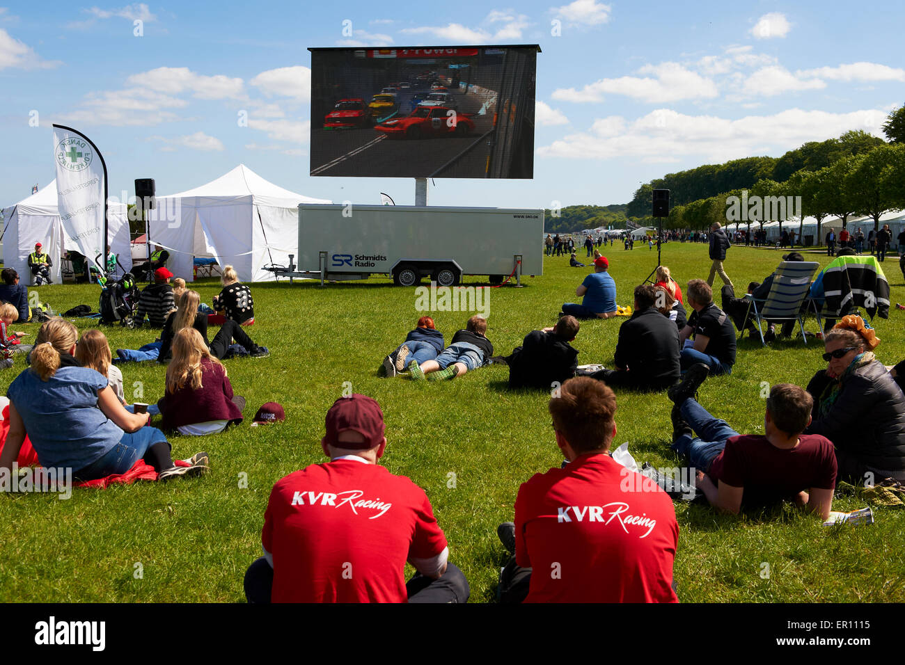 Aarhus, Danemark. 24 mai, 2015. Son Altesse Royale le Prince Joachim est une passionnée de la race driver. Dans sa course Lotus Cortina blanc, il l'a fait jusqu'à la tribune et a reçu un trophée cette journée ensoleillée en mai Crédit : Brian Bjeldbak/Alamy Live News Banque D'Images