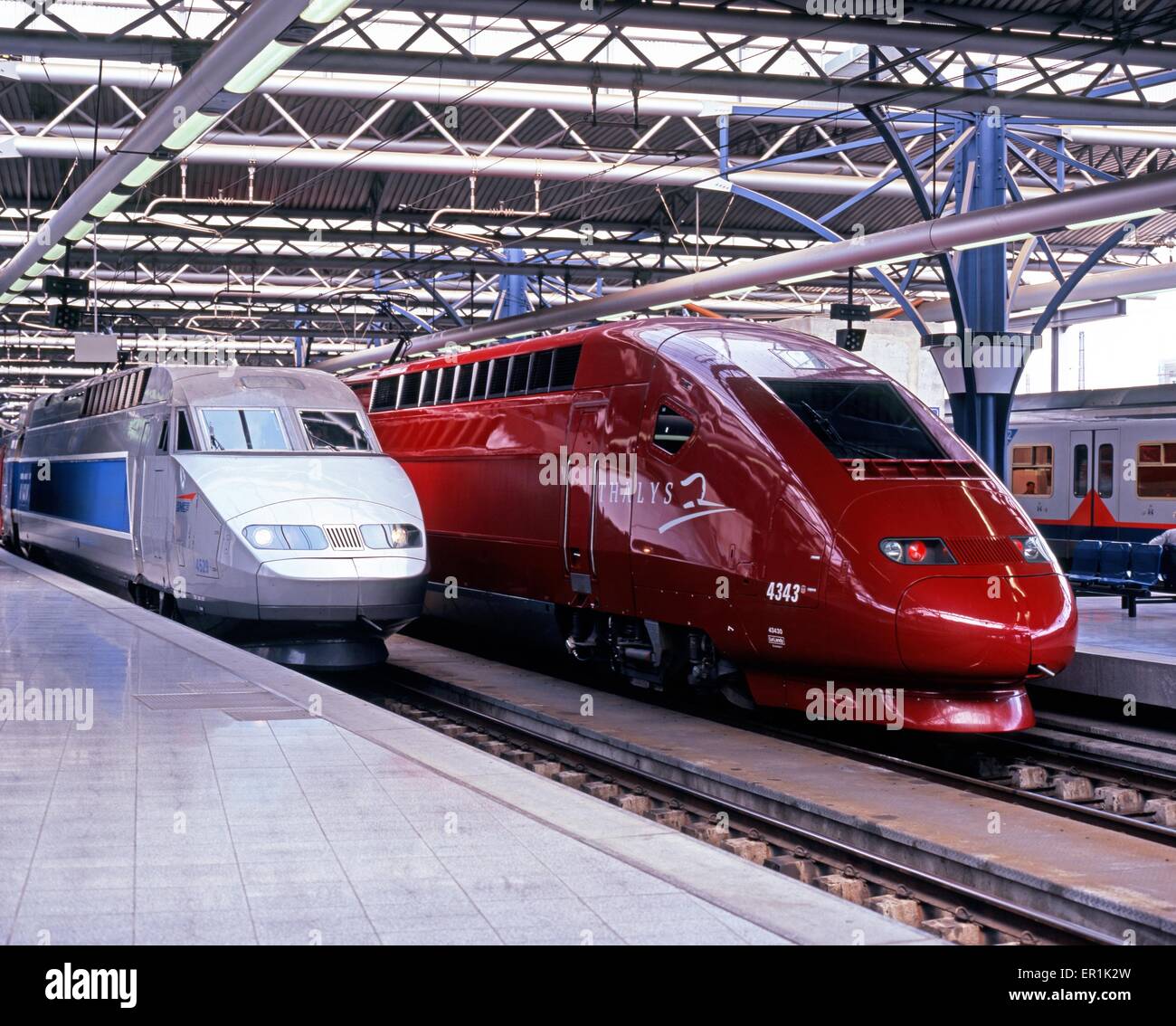 Gare des Chemins de Fer Français et Thayls 2 dans la gare du Midi de Bruxelles, Bruxelles, Belgique, Europe de l'Ouest. Banque D'Images