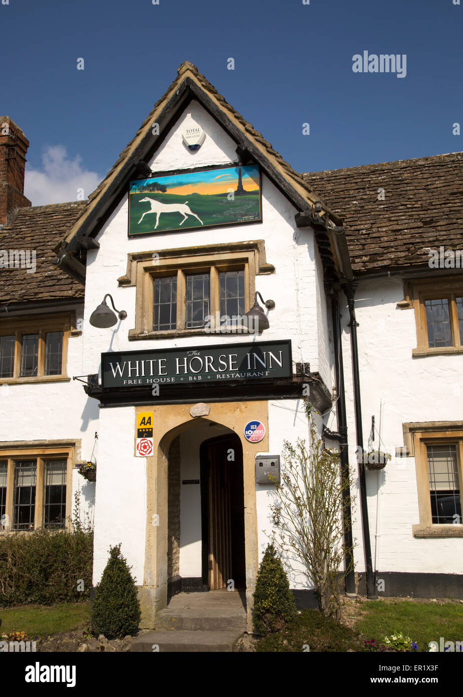 L'Auberge du Cheval Blanc, Compton Bassett, Wiltshire, England, UK Banque D'Images