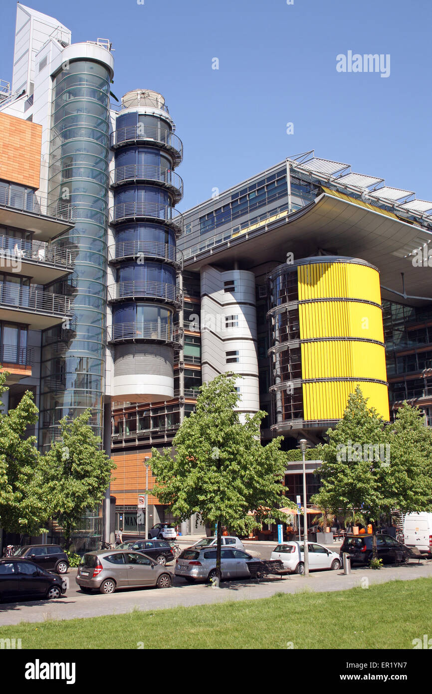 Linkstrasse, Berlin, la haute technologie de développement mixtes Banque D'Images