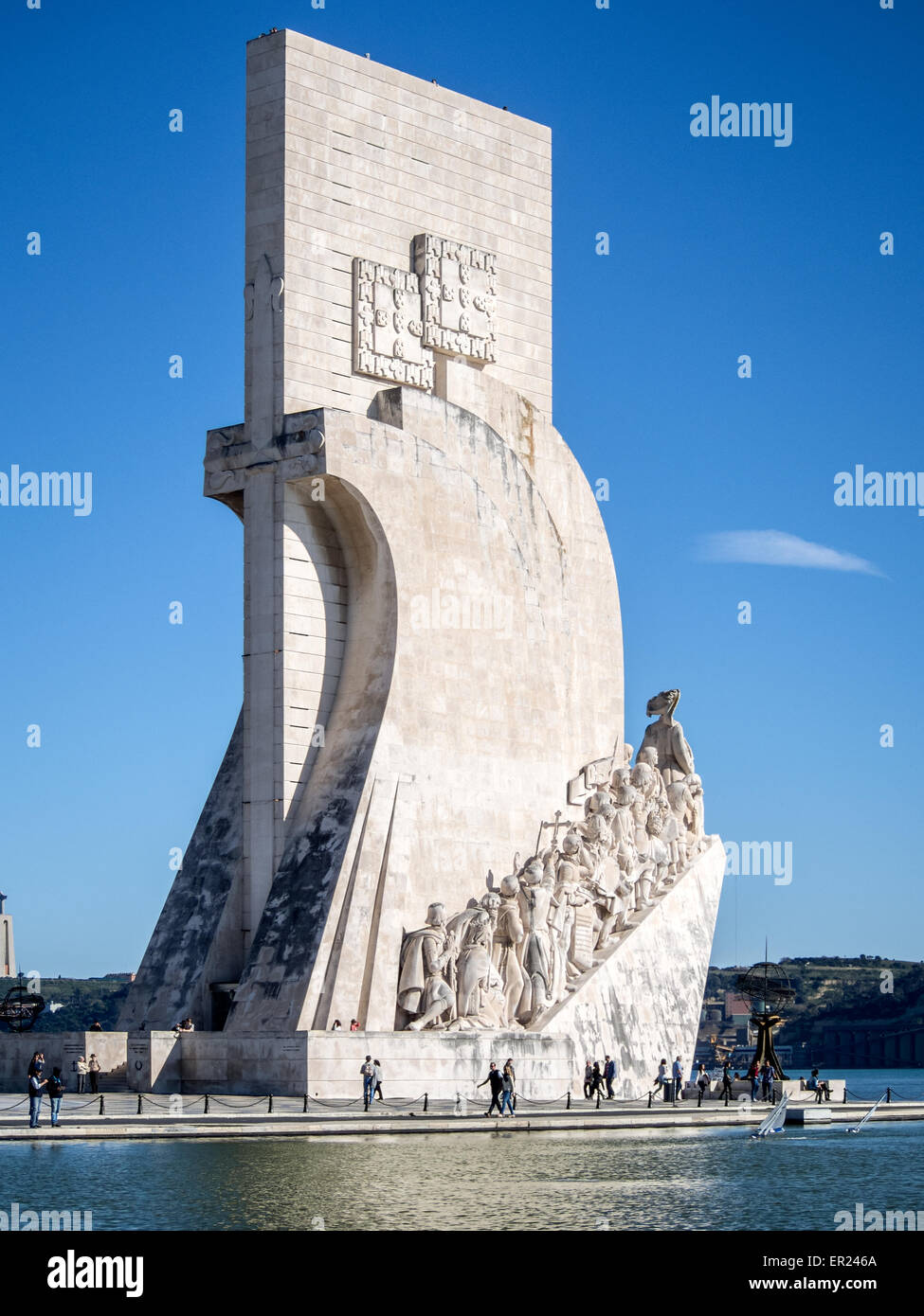 LISBONNE, PORTUGAL - 06 MARS 2015 : monument aux découvertes (Padrão dos Descobrimentos) à Belem Banque D'Images