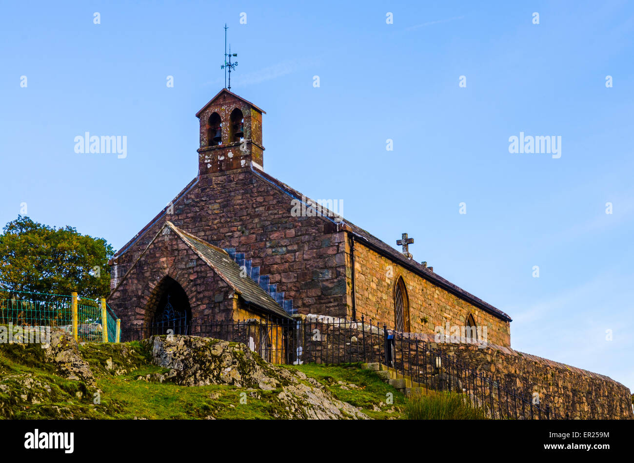 L'église paroissiale de St James, dans le village de Buttermere dans le Lake District, Cumbria, Angleterre Banque D'Images