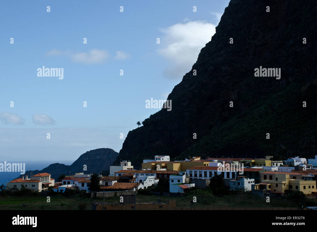 Agulo ville littoral avec l'île, La Gomera, Canary Islands, Spain Banque D'Images