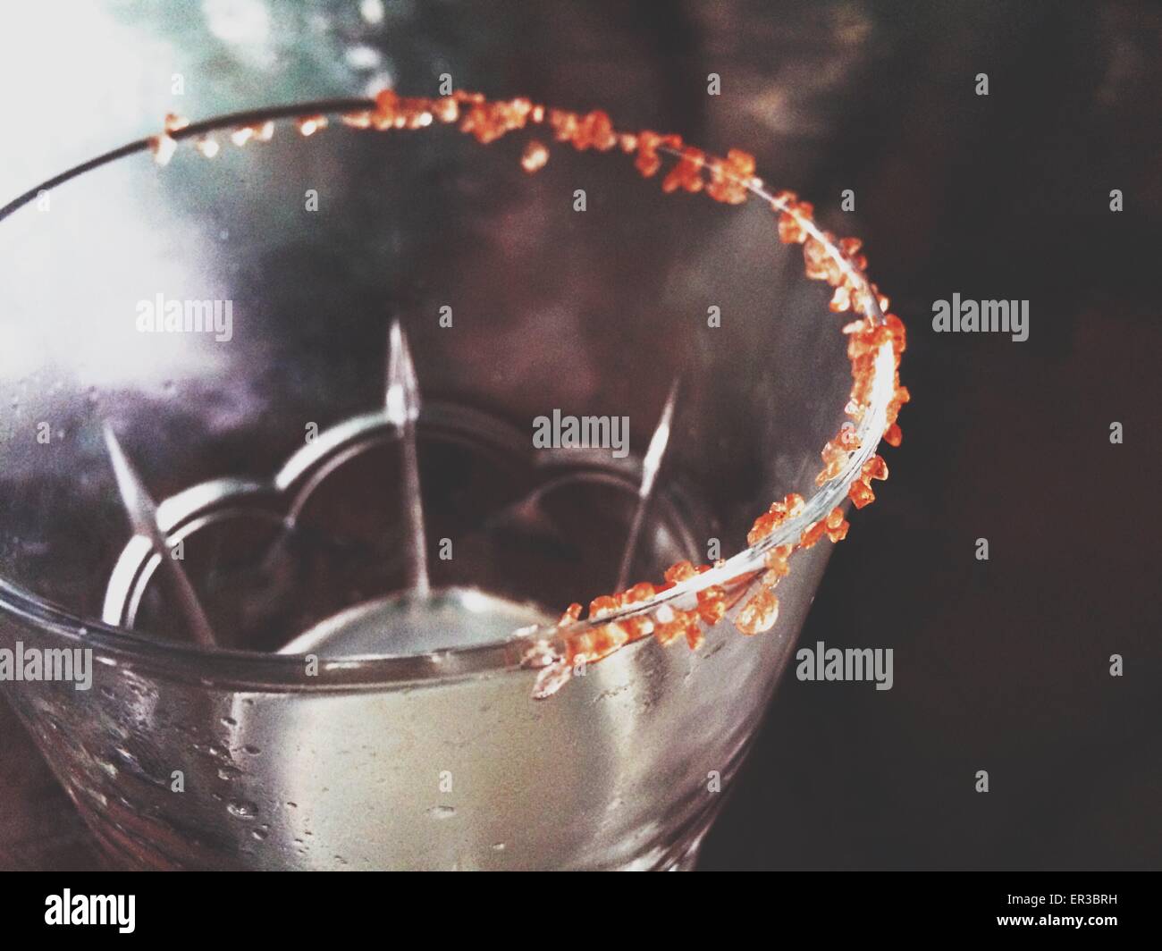 Gros plan d'un verre à vin vide Banque D'Images