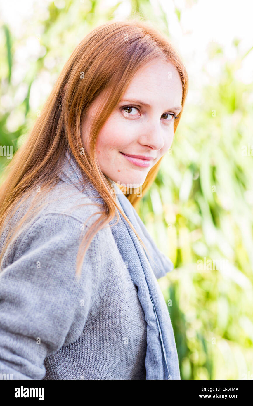 Portrait d'une jeune femme. Banque D'Images