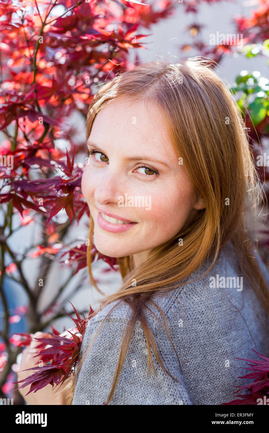 Portrait d'une jeune femme. Banque D'Images