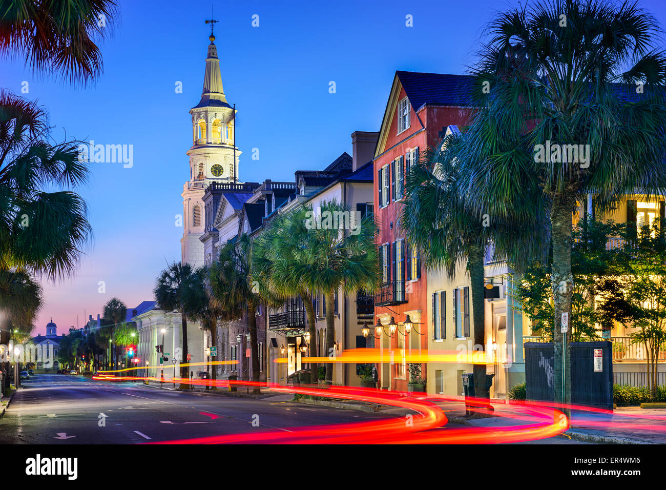 Charleston, Caroline du Sud, USA cityscape at St Michael's Episcopal Church. Banque D'Images