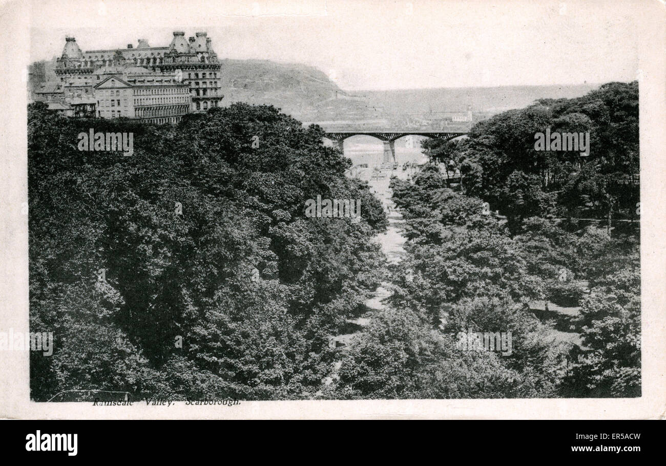 Grand Hotel & Bridge, Scarborough, Yorkshire Banque D'Images