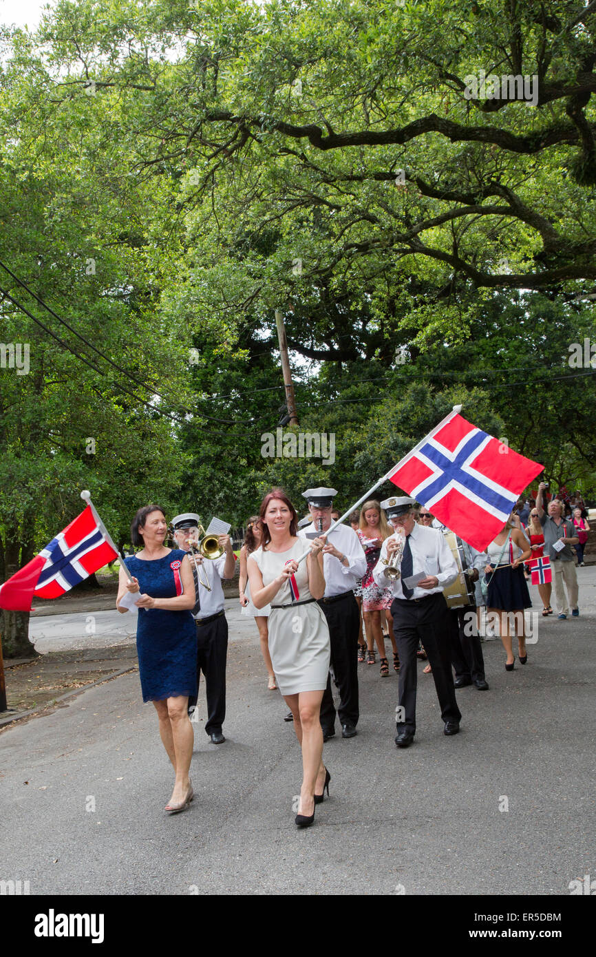 La Nouvelle-Orléans, Louisiane - Norwegian-Americans défilé pour le Norvégien Seamen's Church pour célébrer le Jour de la Constitution. Banque D'Images