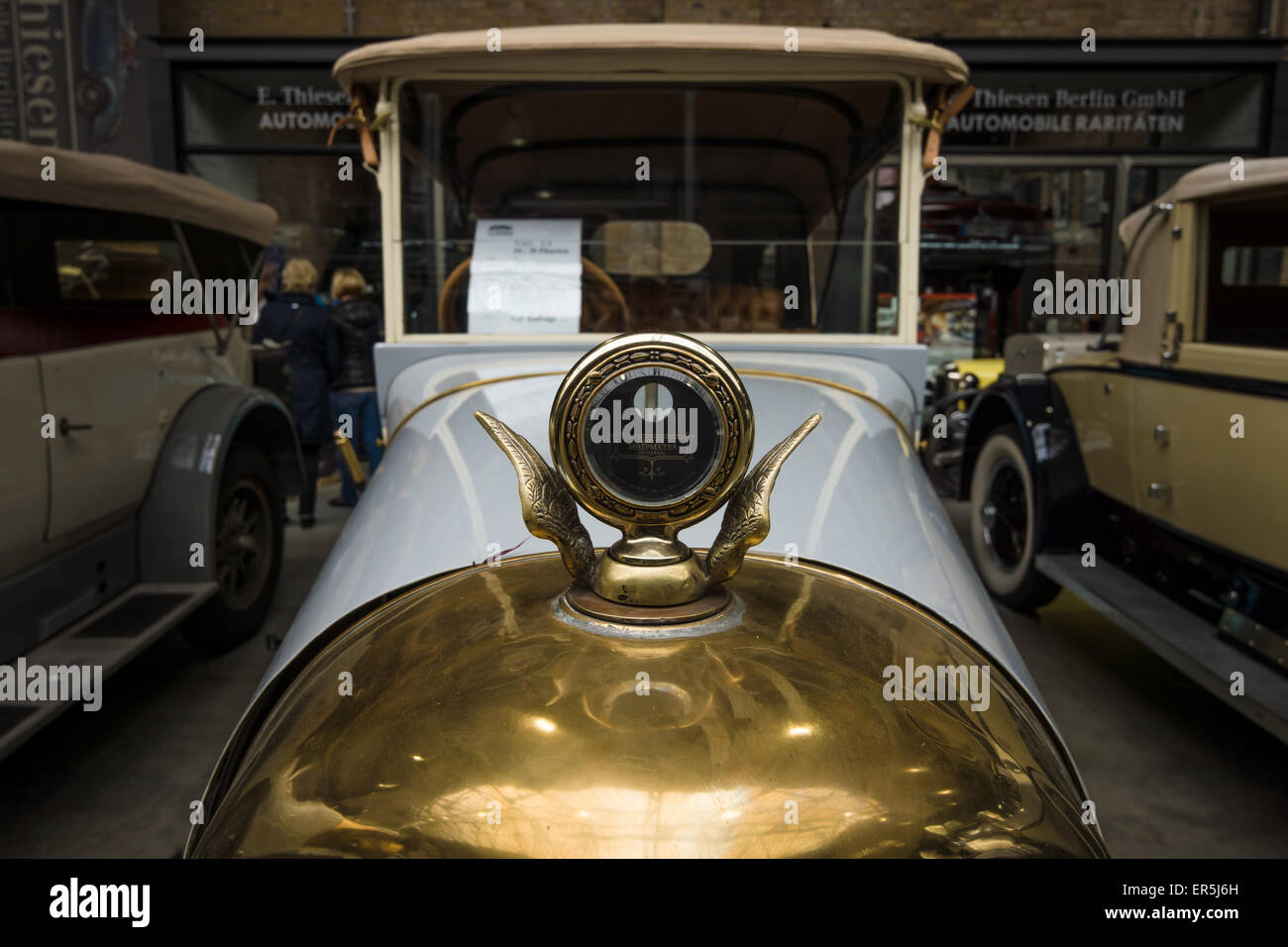 Ornement de capot de voiture d'époque du constructeur allemand NAG C4 10/30 Phaeton Banque D'Images