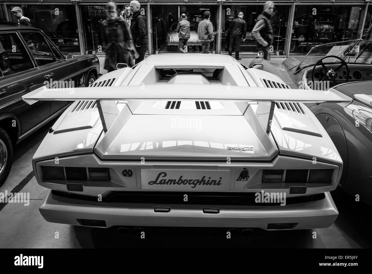 A la mi-moteur supercar Lamborghini Countach LP 25e anniversaire, 1990. Banque D'Images