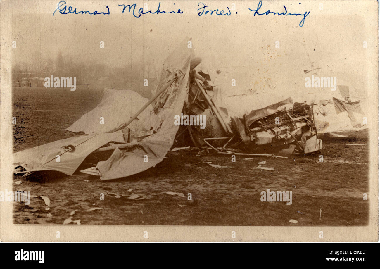 World War One German Biplane - Crash Landing, France Banque D'Images