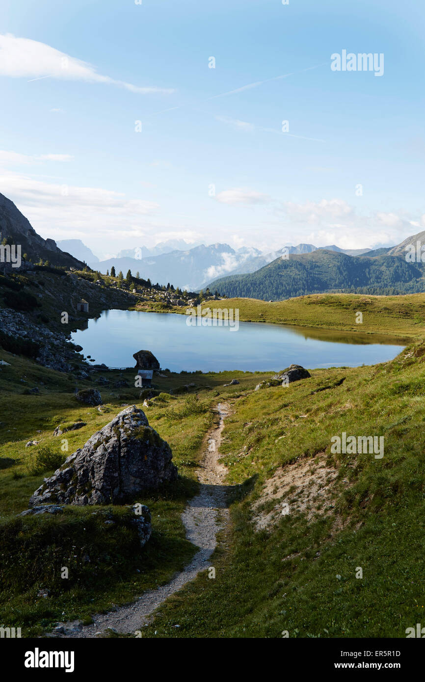 Paysage au lac Valparola, Alta Badia, Dolomites, Tyrol du Sud, Italie Banque D'Images