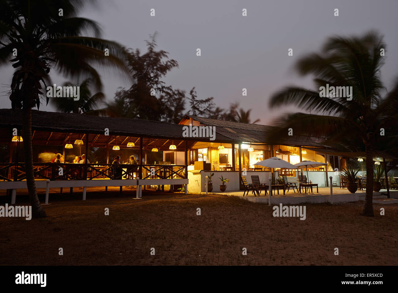 Restaurant et bar d'un hôtel à la plage, Grand-Popo, Ministère Mono, Bénin Banque D'Images