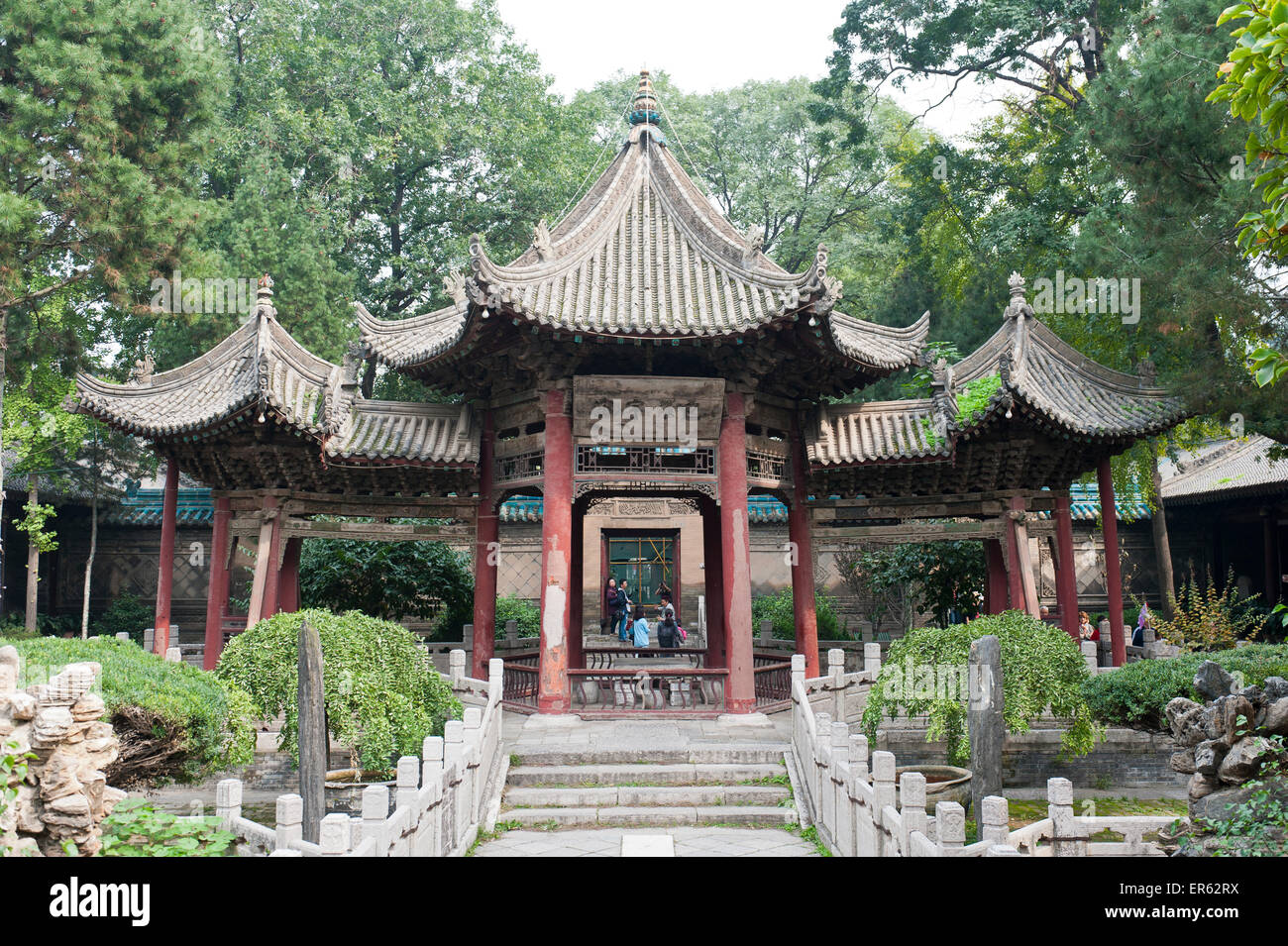 Avec un toit pagode incurvé, Grande Mosquée de Xi'an, province du Shaanxi, Chine Banque D'Images