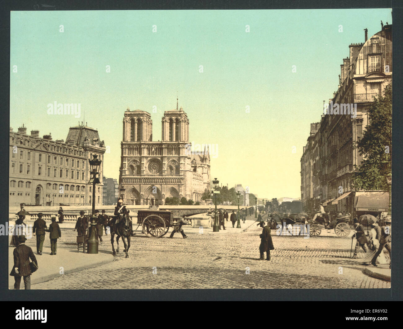 Notre Dame, et Saint Michael Bridge, Paris, France Banque D'Images