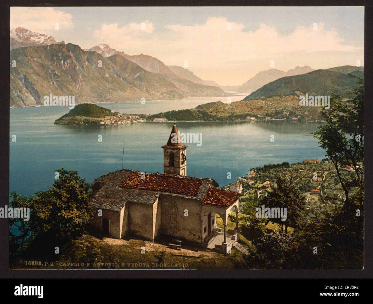 Capello St. Angelo et vue de Bellagio, Lac de Côme, Italie Banque D'Images