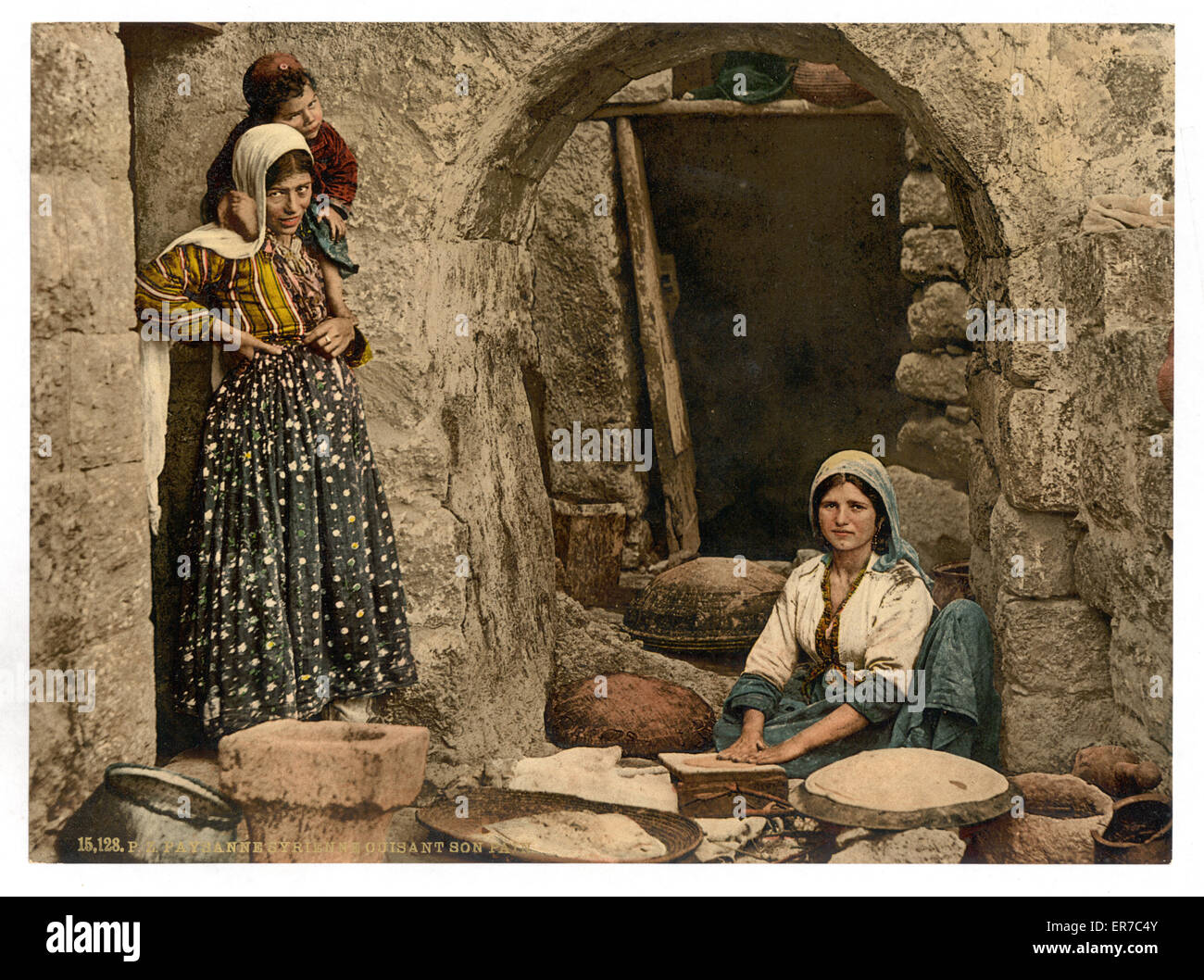 Faire du pain paysan syrien, Terre Sainte. Date entre ca. 1890 et ca. 1900 Banque D'Images