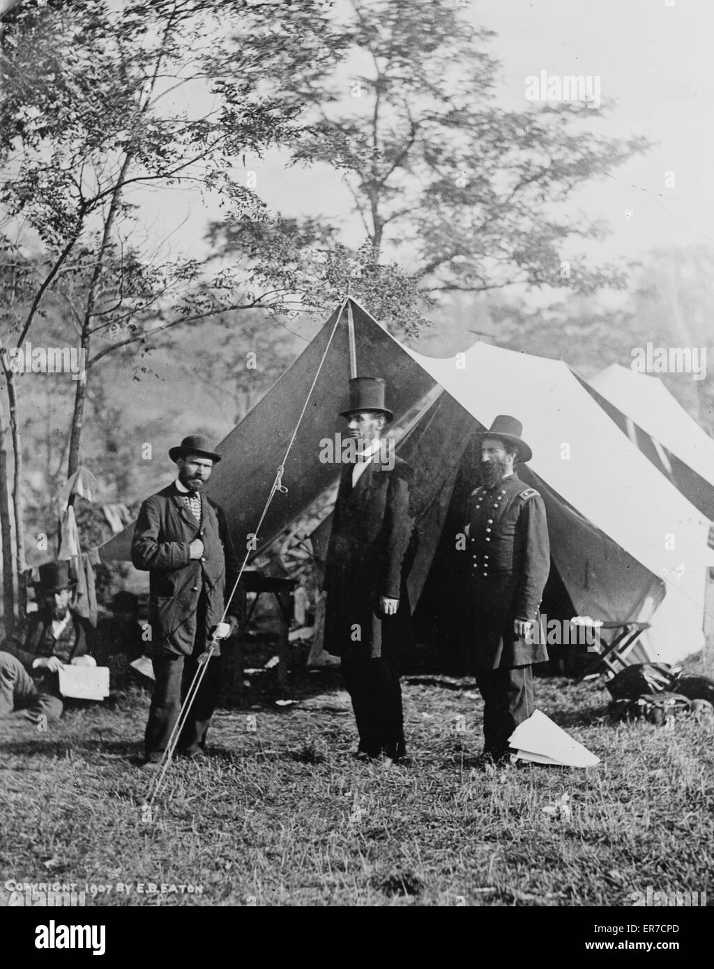 Antietam, Maryland Allan Pinkerton, le président Lincoln, et le Maj Gen John A. McClernand. Octobre 1862 Date 3. Banque D'Images