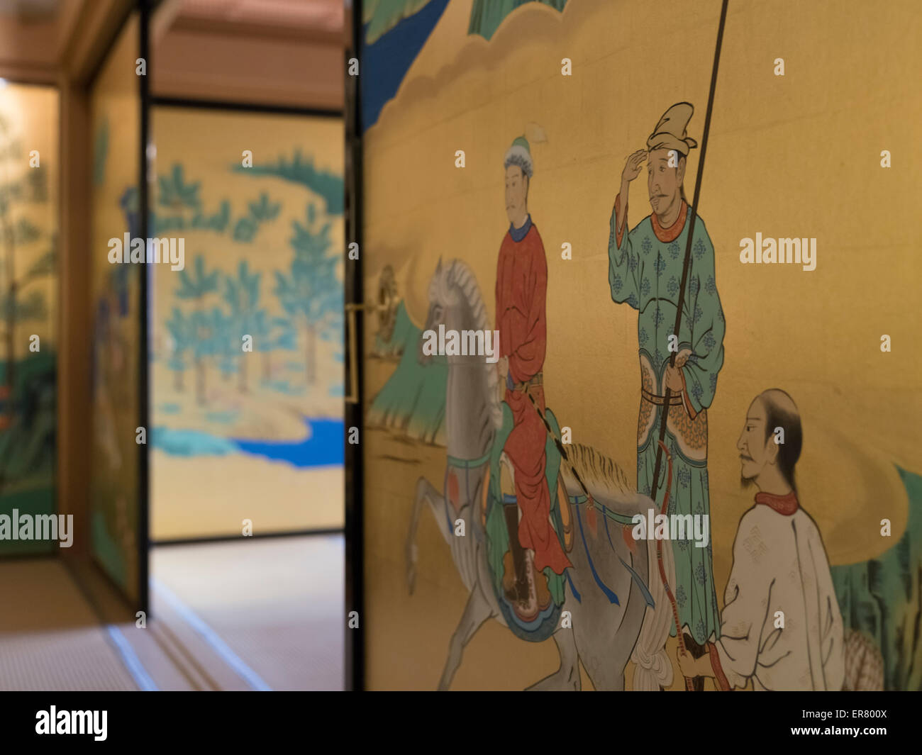 Porte coulissante peintures dans palace à Château Kumamoto, Kyushu, Japon Banque D'Images