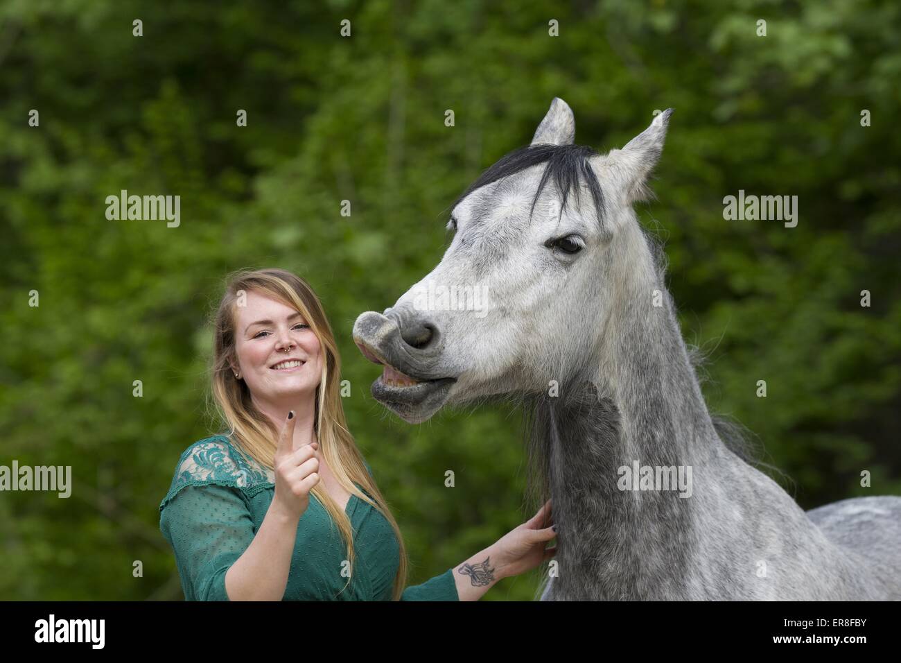 Femme et demi-sang Banque D'Images