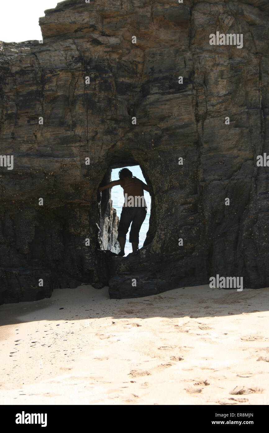 Tunnel à Harlyn Beach, à l'intermédiaire de John couvrir, Cornwall, Angleterre Banque D'Images