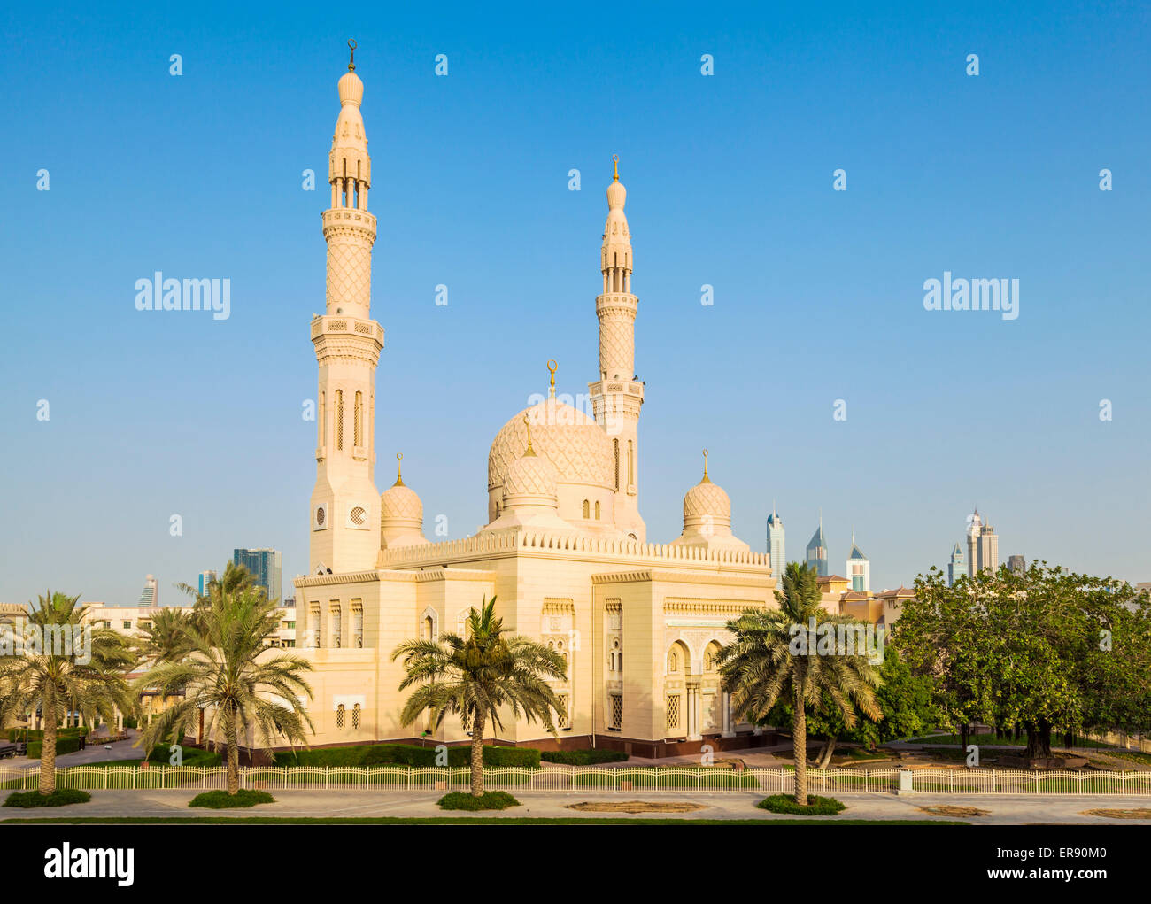 La mosquée de Jumeirah Dubai, Dubaï, Émirats arabes unis, ÉMIRATS ARABES UNIS, Moyen Orient Banque D'Images