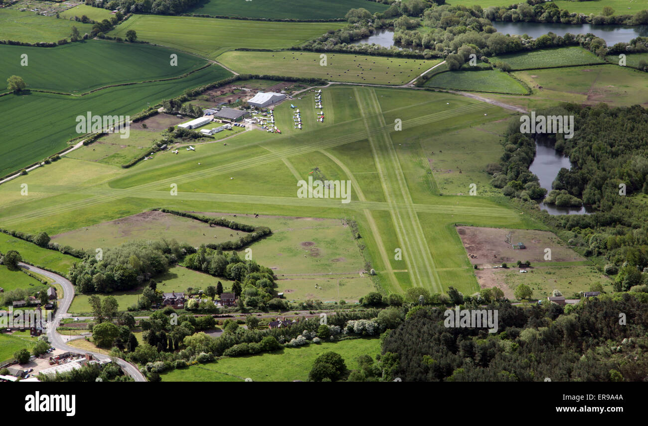 Vue aérienne de l'Aérodrome de Derby, l'accueil de l'Aero Club de Derby, Royaume-Uni Banque D'Images
