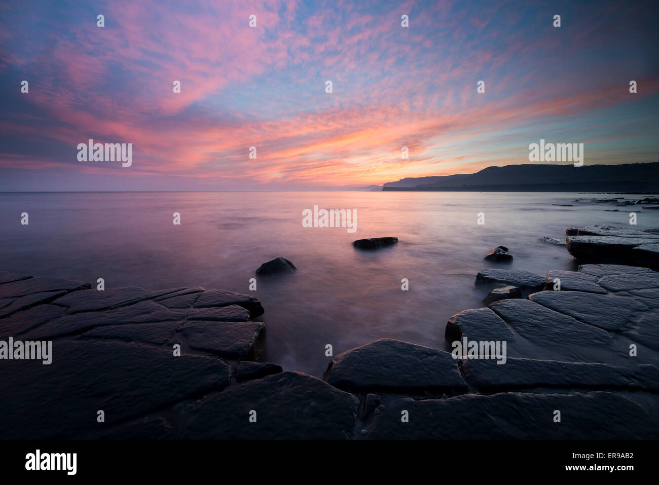 Une vue de la baie de Kimmeridge dans le Dorset. Banque D'Images